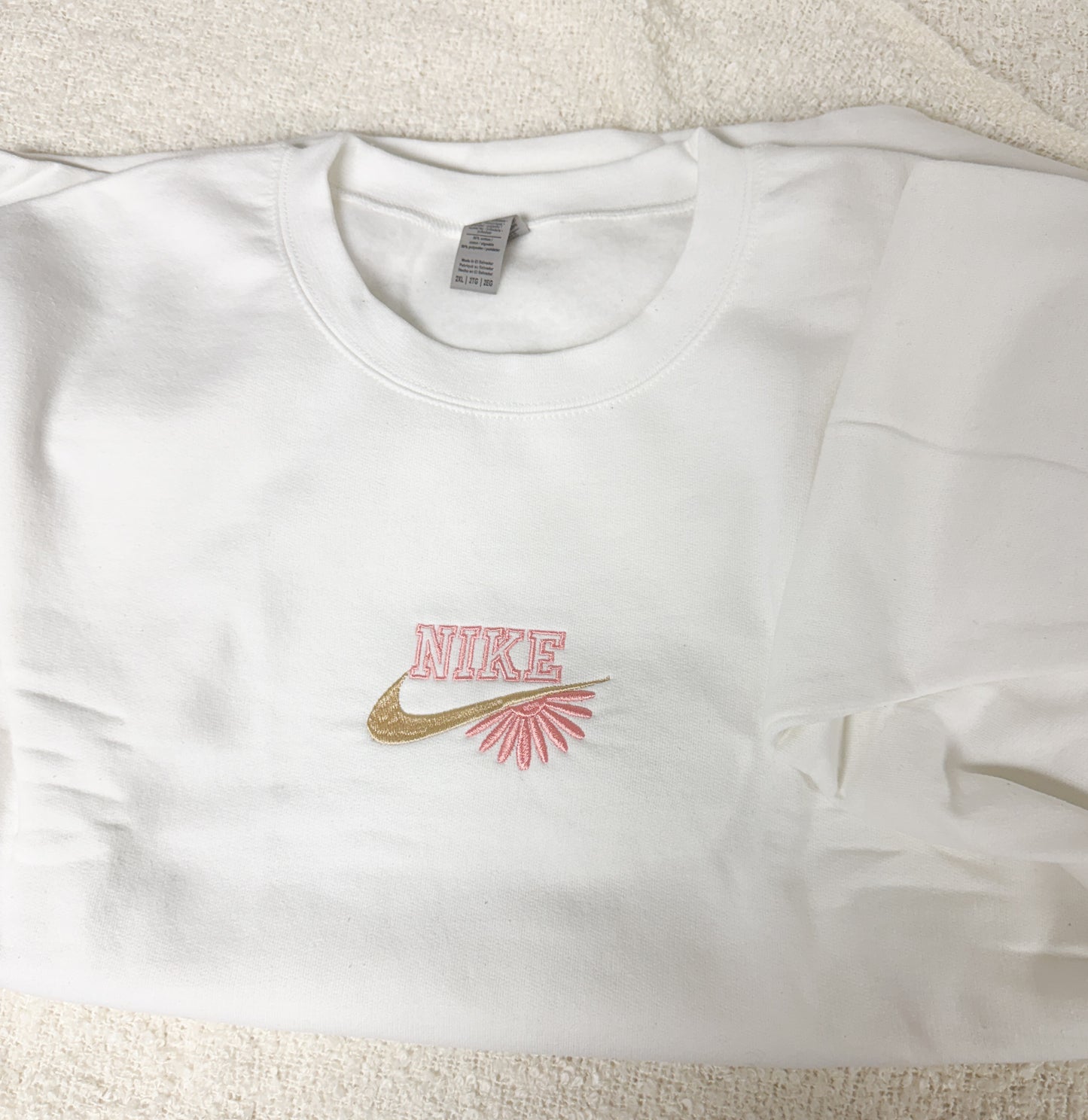 Daisy Crewneck