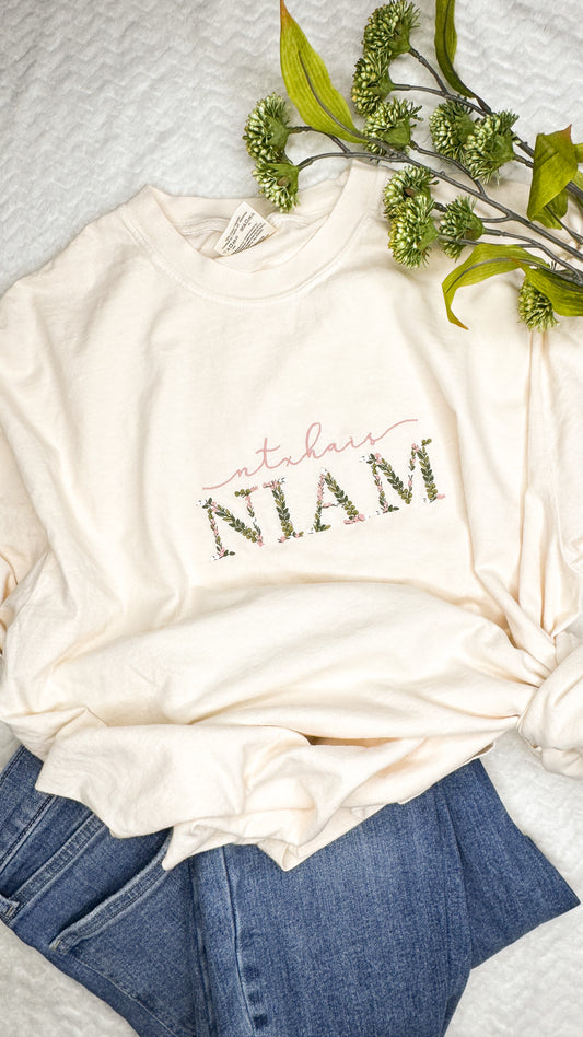 Ntxhais NIAM (MAMA) Women’s Boxy / Unisex Tee