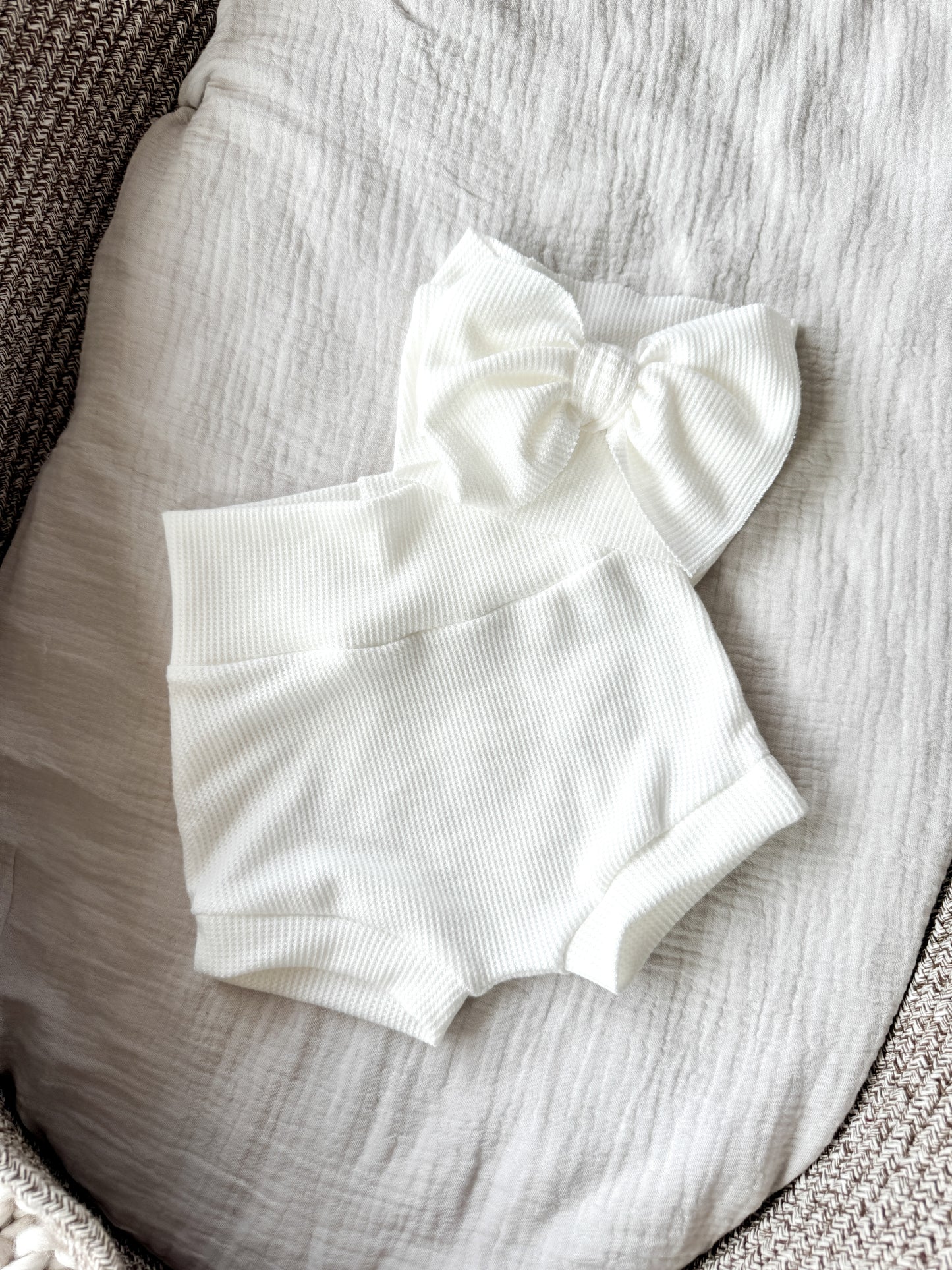 Cloud Waffle Knit Bummies & Headbow