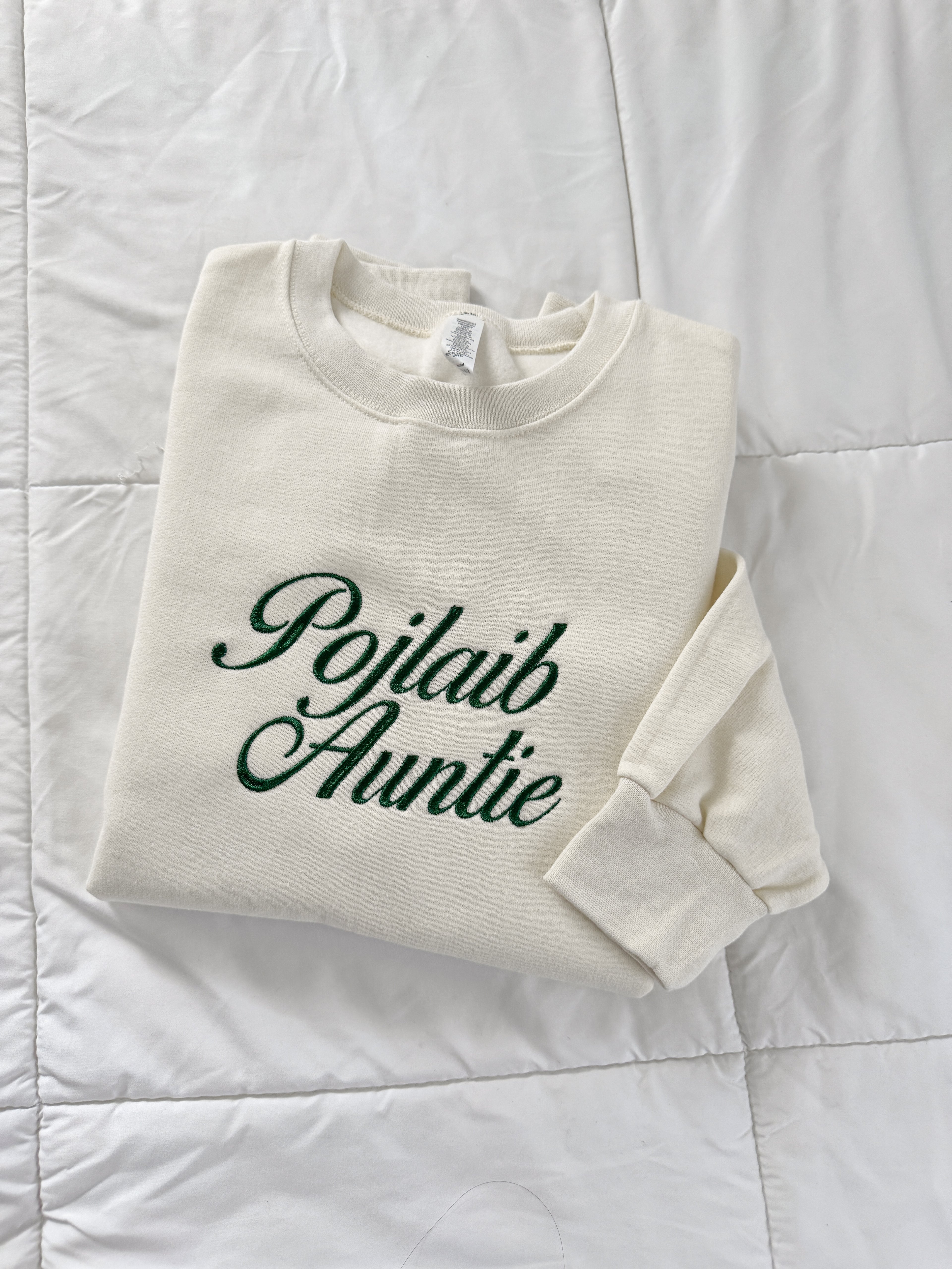 Pojlaib Auntie Crewneck